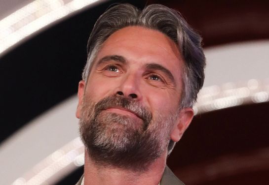 Luca e Giglio contro l'ingresso di Alfonso