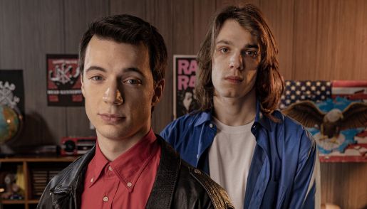 Hanno Ucciso l'Uomo Ragno - La leggendaria storia degli 883