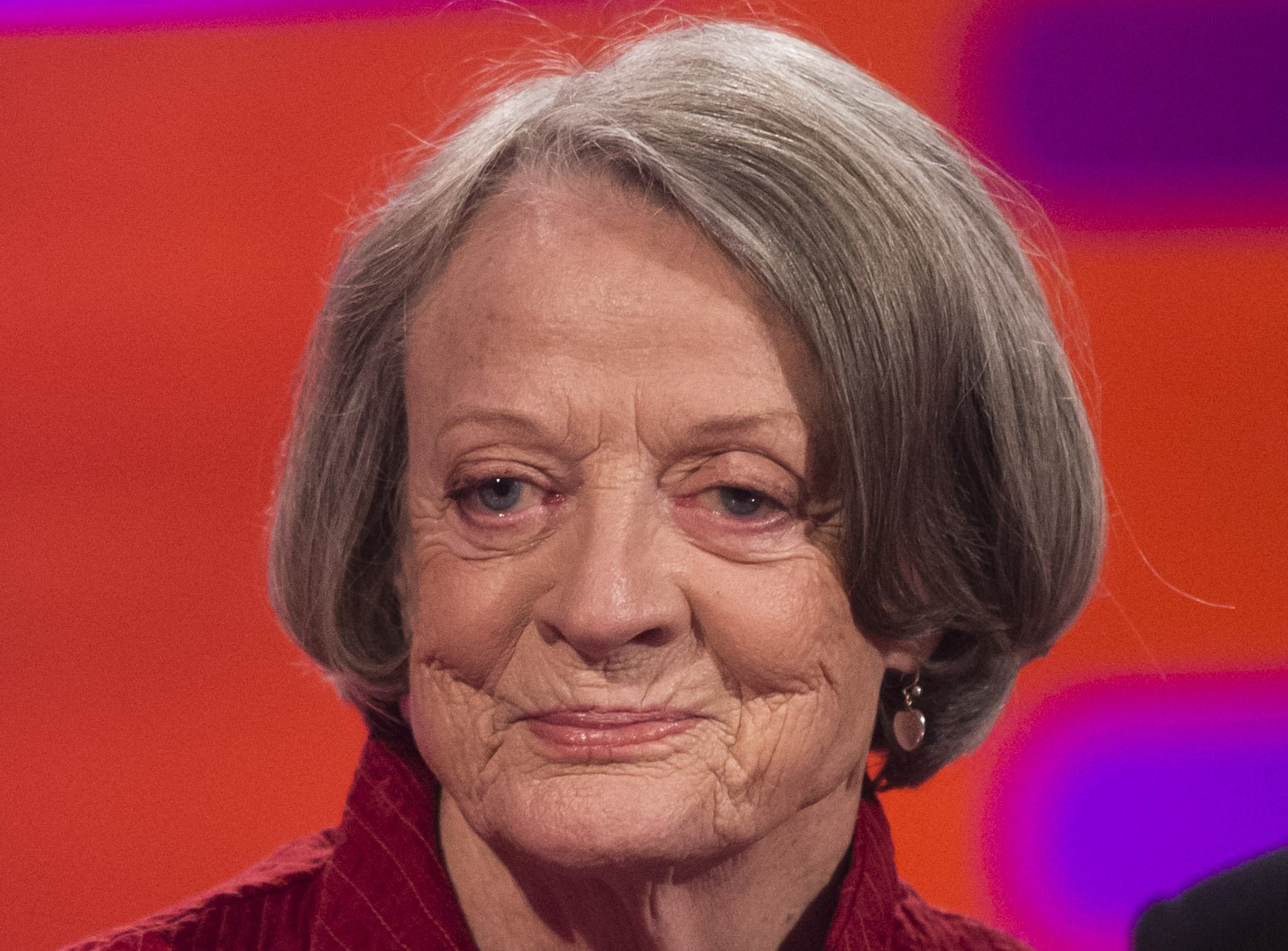 https://wips.plug.it/cips/libero.it/magazine/cms/2024/09/maggie-smith.jpg