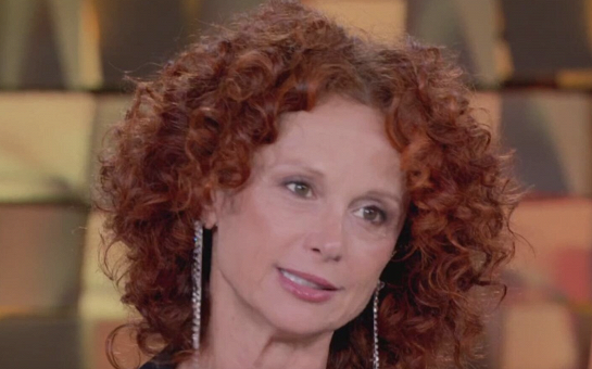 Beatrice Luzzi forza la mano contro Lorenzo e Stefano