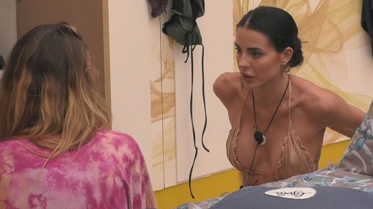 Helena vuole allontanarsi da Shaila