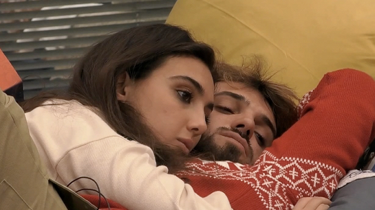 Alfonso si schiera contro Zeudi