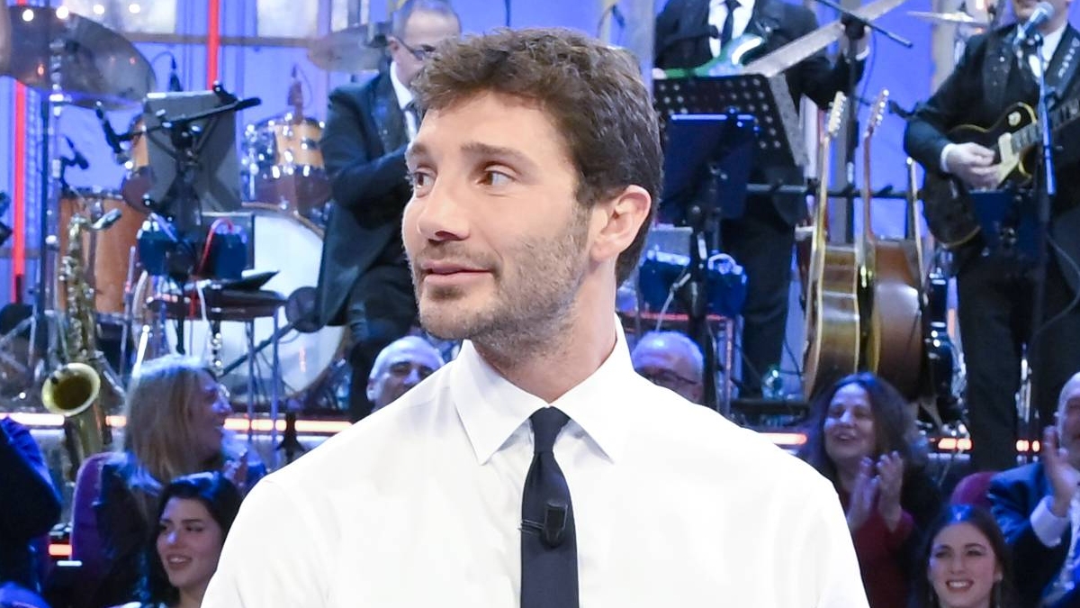 Lucio Presta asfalta De Martino: “Traditore”. Poi affossa anche Amadeus e Bonolis: perché