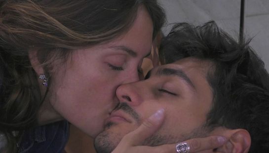 Grande Fratello 18 - Helena Prestes e Javier Martinez