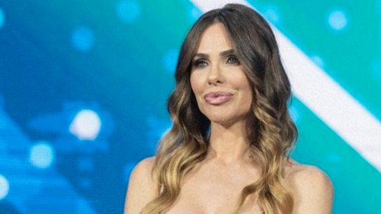 Il bacio misterioso tra due concorrenti