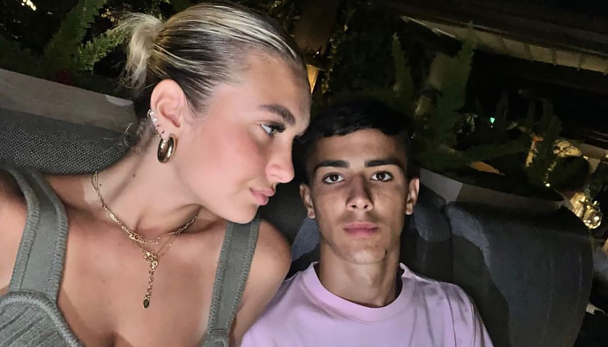 Chanel Totti, il fidanzato Cristian Babalus assente alla festa per i 18 anni: cosa succede