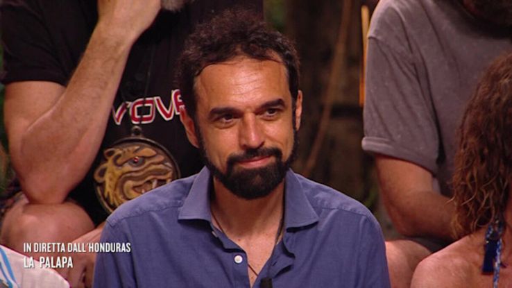 Isola, Dino Giarrusso 'scarica' Ahlam: ultima spiaggia al veleno