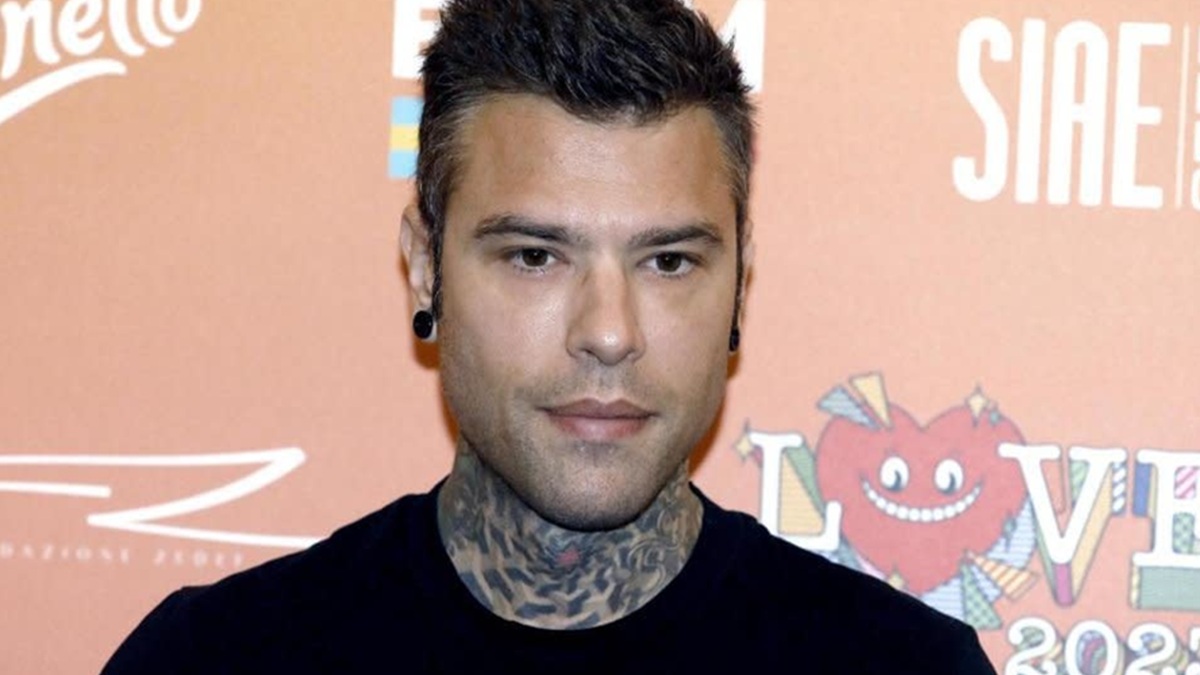 https://wips.plug.it/cips/libero.it/magazine/cms/2025/05/fedez-video-tiktok-esplode-gossip-nuova-presunta-fiamma-ex-volto-uomini-e-donne.jpg