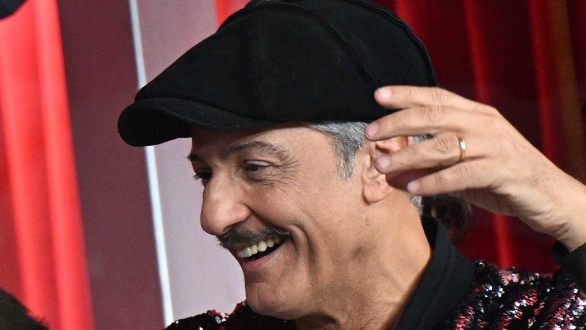 https://wips.plug.it/cips/libero.it/magazine/cms/2025/05/fiorello_la_pennicanza_su_de_martino_affari_tuoi.jpeg
