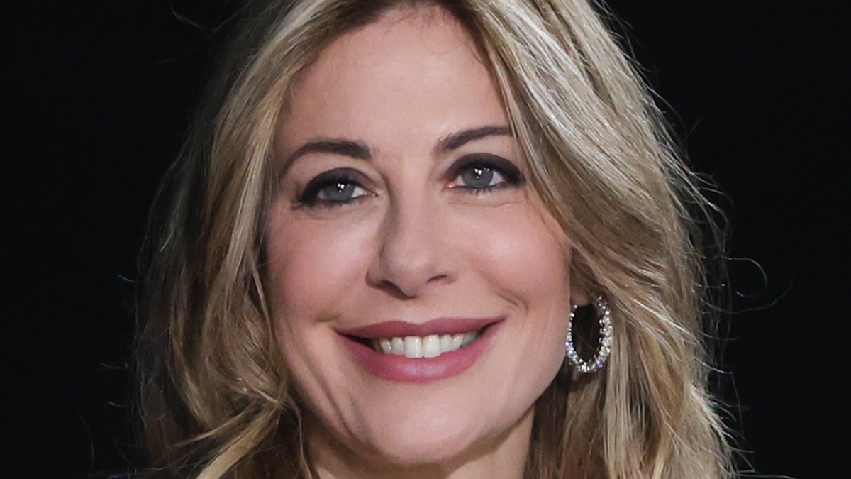https://wips.plug.it/cips/libero.it/magazine/cms/2025/05/francesca-fagnani-belve-non-va-in-onda-stasera.jpg
