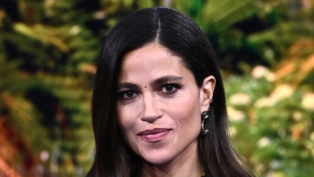 https://wips.plug.it/cips/libero.it/magazine/cms/2025/05/isola-dei-famosi-1.jpg