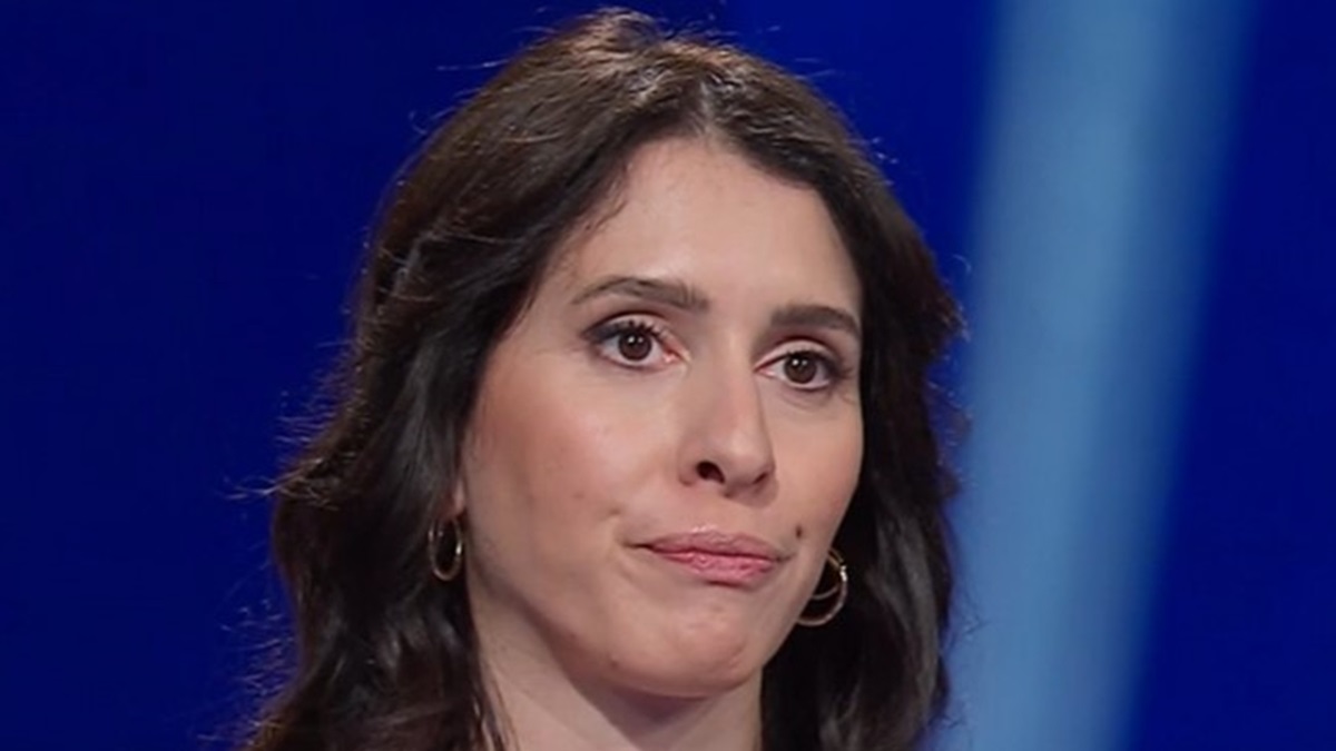 https://wips.plug.it/cips/libero.it/magazine/cms/2025/05/l-eredita-puntata-30-maggio-cosa-e-successo.jpg