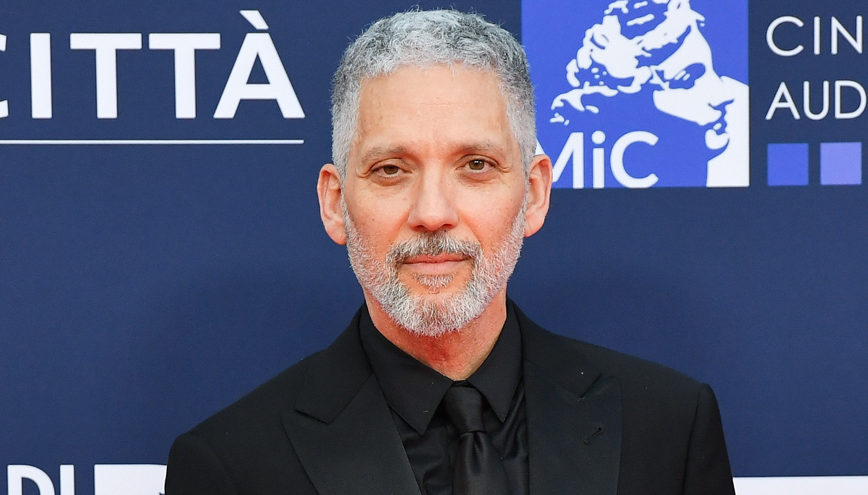 https://wips.plug.it/cips/libero.it/magazine/cms/2025/05/rai-beppe-fiorello.jpg