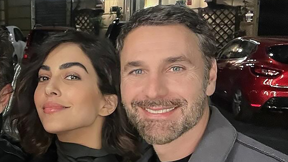 https://wips.plug.it/cips/libero.it/magazine/cms/2025/05/raoul-bova-e-rocio-morales.jpg