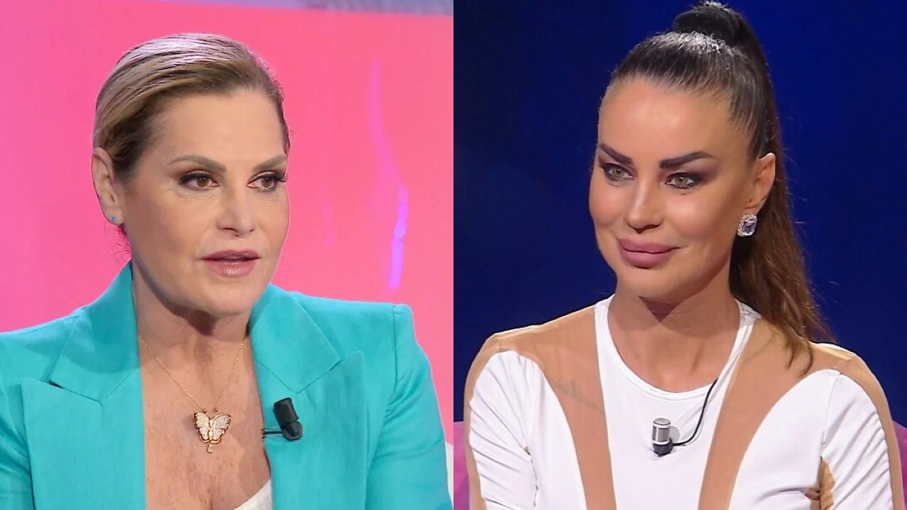 https://wips.plug.it/cips/libero.it/magazine/cms/2025/05/simona-ventura-e-antonella-mosetti.jpg
