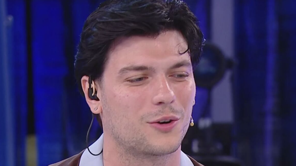 https://wips.plug.it/cips/libero.it/magazine/cms/2025/05/trigno_amici_rumor_choc.png
