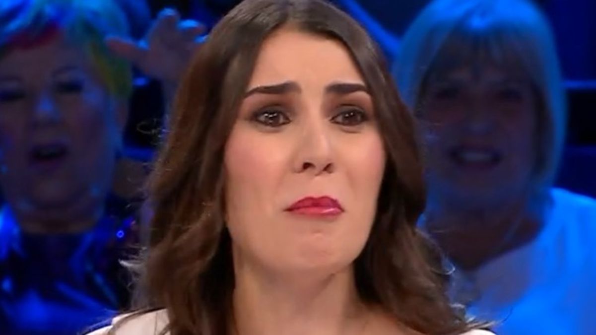 https://wips.plug.it/cips/libero.it/magazine/cms/2025/06/affari-tuoi-puntata-18-giugno.jpg