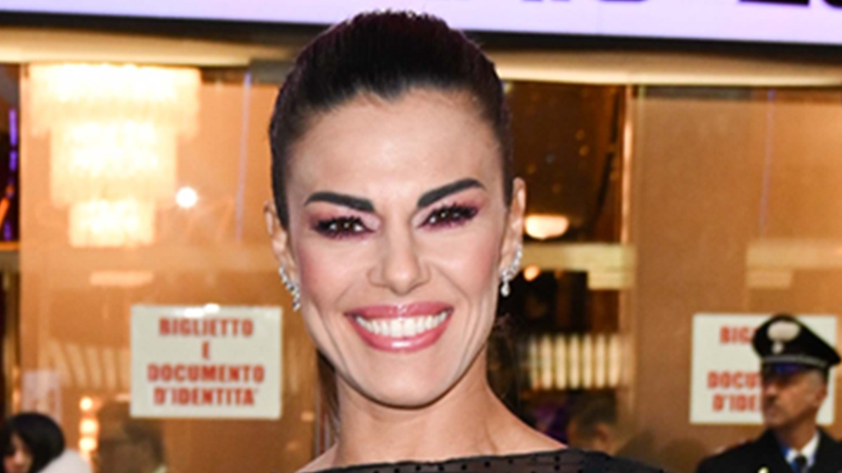 https://wips.plug.it/cips/libero.it/magazine/cms/2025/06/bianca-guaccero-tagliata-dalla-rai-salvataggio-nek-dalla-strada-al-palco-cosa-succede.jpg