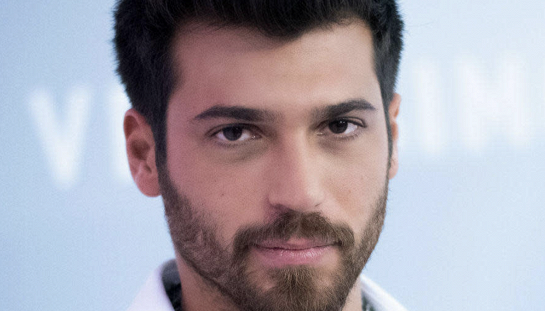 Can Yaman, chi è la nuova fidanzata Sara Bluma e perché è famosa in tutto il mondo Can Yaman