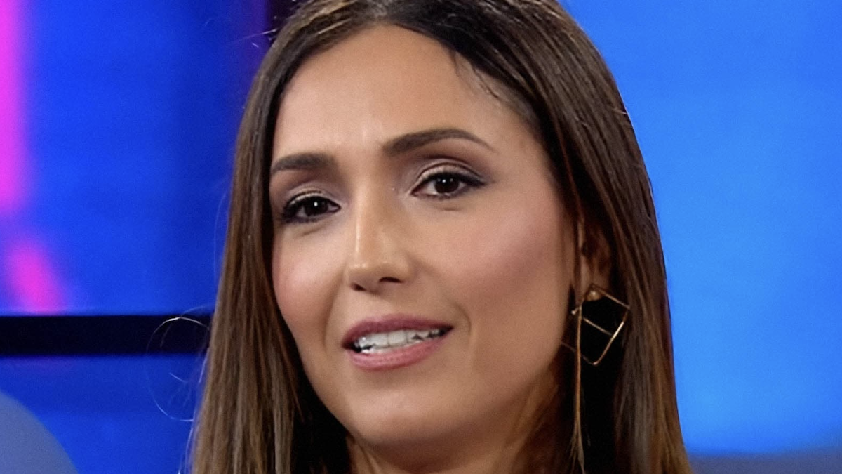 https://wips.plug.it/cips/libero.it/magazine/cms/2025/06/caterina_balivo_incidente_diretta.png