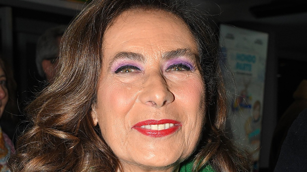 https://wips.plug.it/cips/libero.it/magazine/cms/2025/06/cesara-buonamici-grande-fratello.jpg