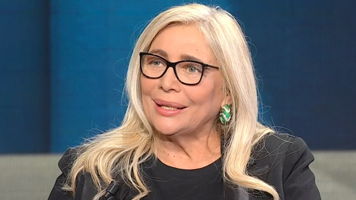 https://wips.plug.it/cips/libero.it/magazine/cms/2025/06/film-mara-venier-streaming-dove-vederli.jpeg