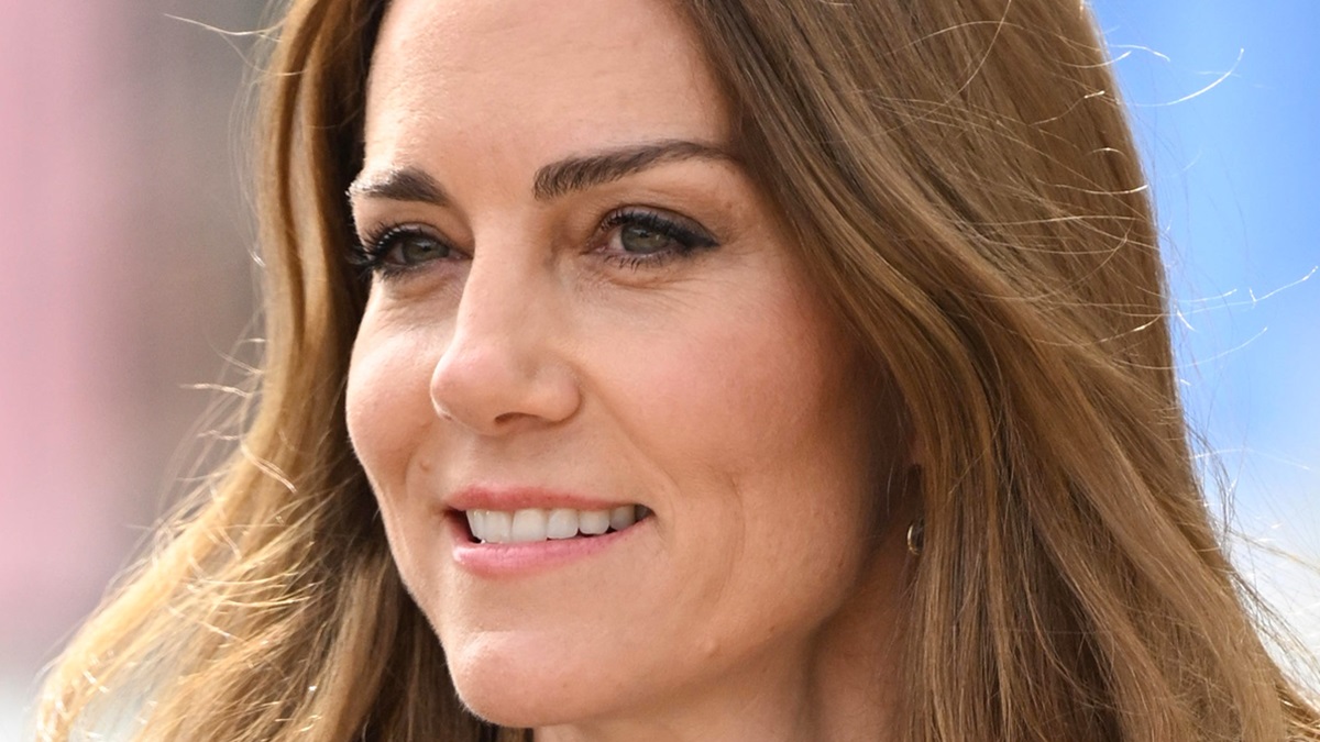 https://wips.plug.it/cips/libero.it/magazine/cms/2025/06/kate-middleton-scuola-figlia-charlotte.jpg