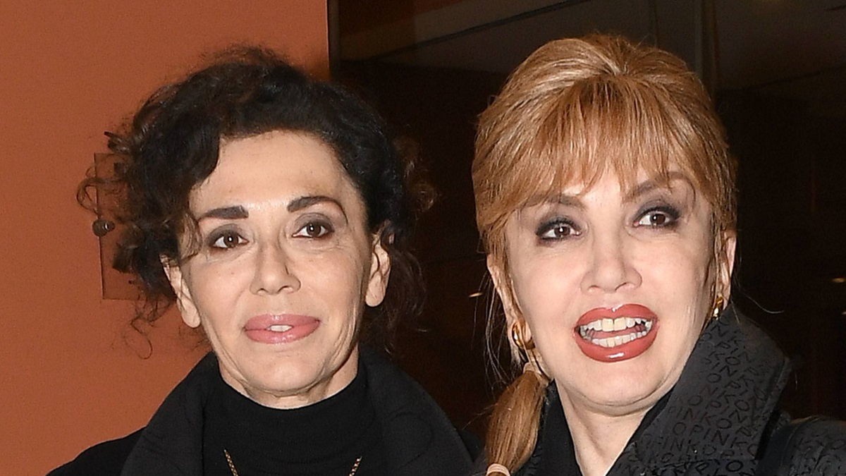 Gabriella Carlucci Cosa Fa Oggi E Il Rapporto Con La Sorella MIlly Gabriella Carlucci Cosa Fa Oggi E Il Rapporto Con La Sorella MIlly