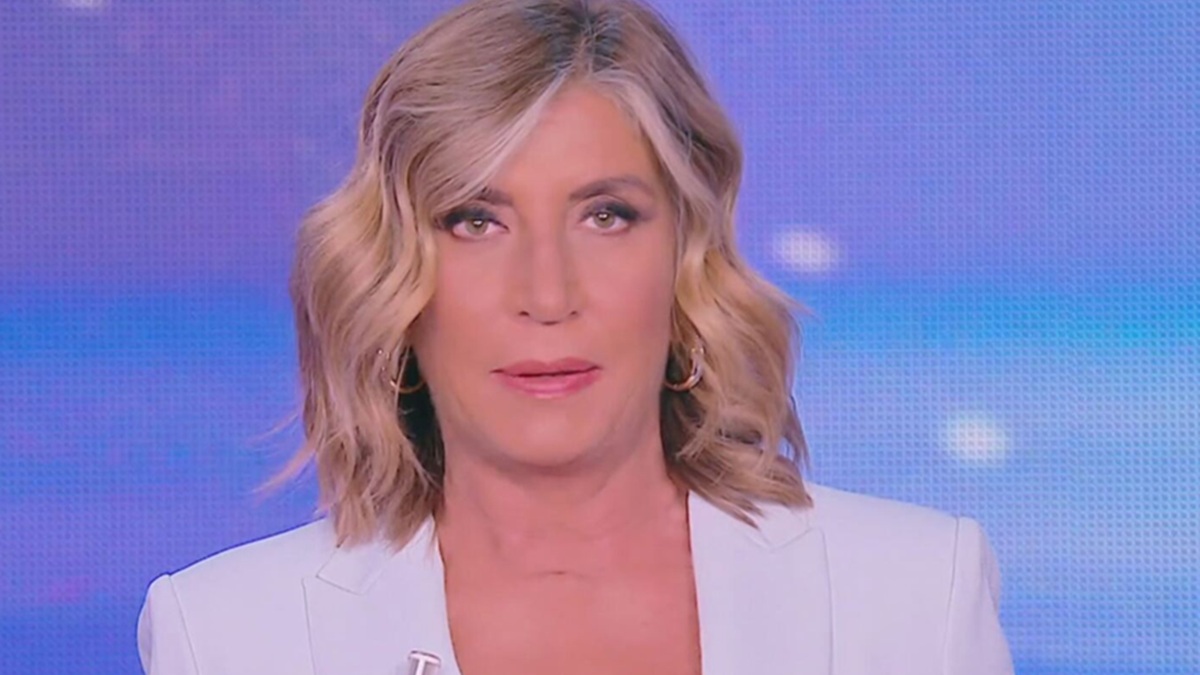 https://wips.plug.it/cips/libero.it/magazine/cms/2025/06/myrta-merlino-chiude-per-sempre-con-pomeriggio-5-spunta-la-sostituta-a-sorpresa.jpg