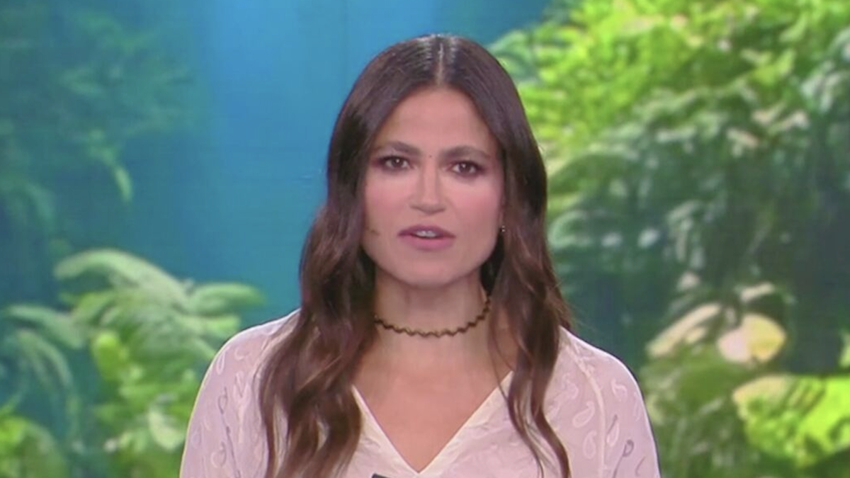 https://wips.plug.it/cips/libero.it/magazine/cms/2025/06/veronica_gentili_isola_choc.png