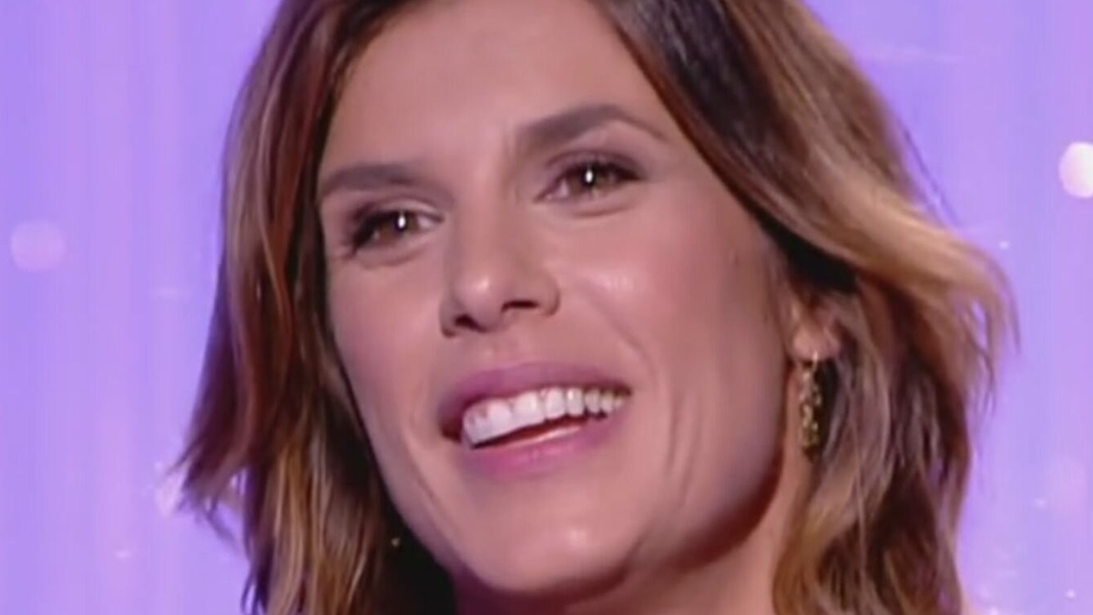 https://wips.plug.it/cips/libero.it/magazine/cms/2025/07/canalis_beccata_ex_marito.png