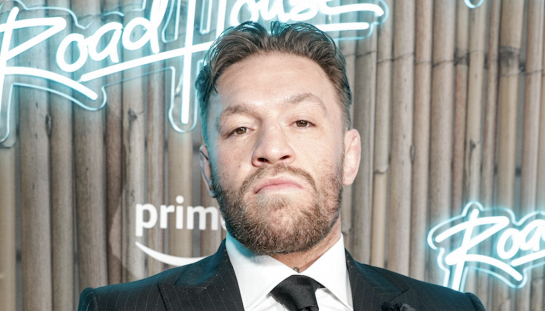 Conor McGregor, foto nudo pubblicata dalla rapper Azealia Banks. Poi l’accusa: “Prima mi molesti e poi mi minacci?” Conor McGregor