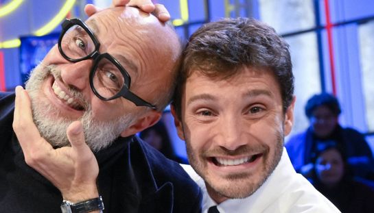 Stefano De Martino con Pasquale Romano, il Dottore di Affari Tuoi