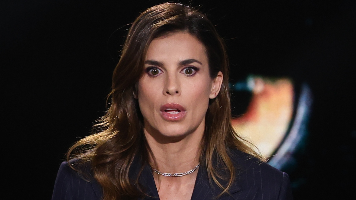 https://wips.plug.it/cips/libero.it/magazine/cms/2025/07/elisabetta-canalis-physical-italia-netflix-quando-esce-streaming-serie-fisico.jpg