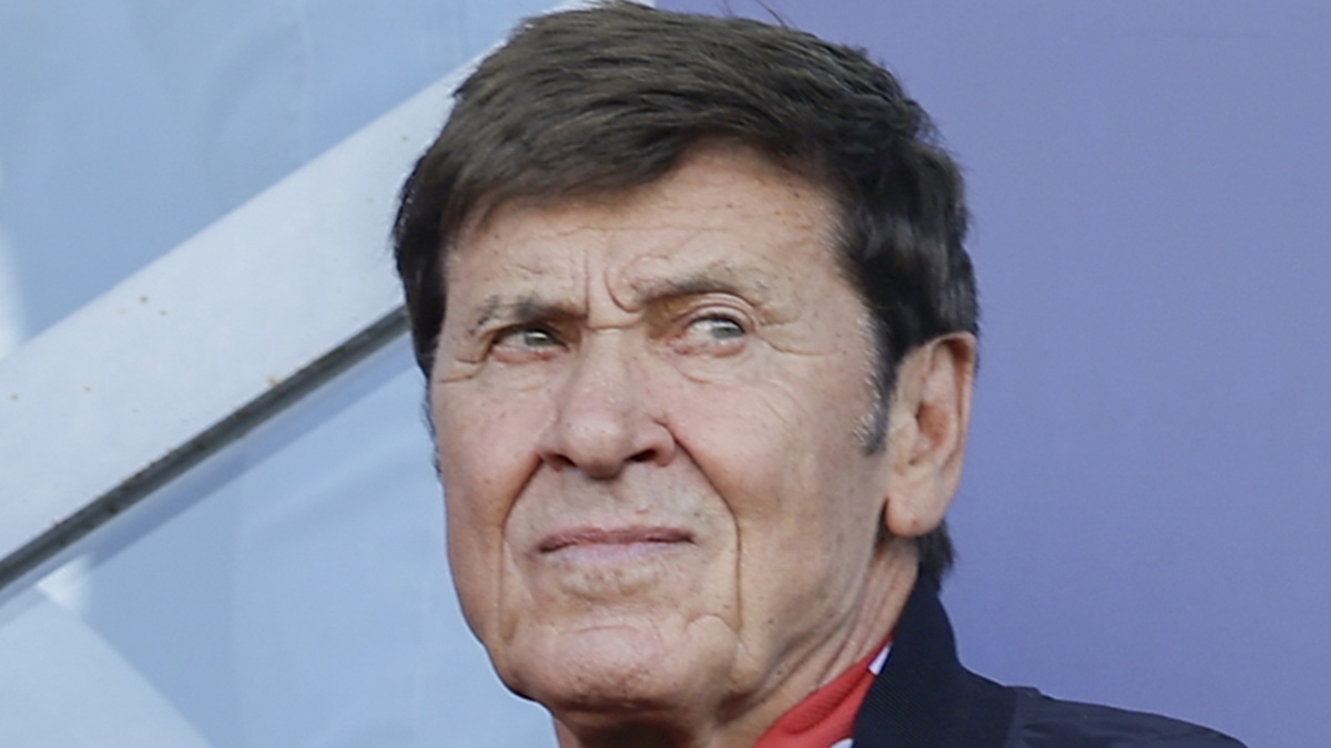 https://wips.plug.it/cips/libero.it/magazine/cms/2025/07/gianni-morandi-2.jpg