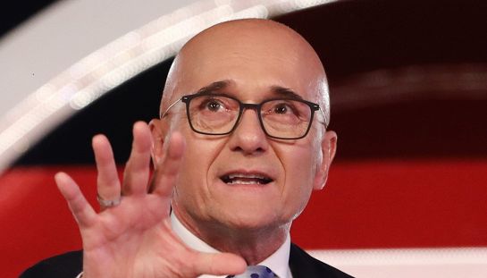 Alfonso Signorini, conduttore Grande Fratello VIP