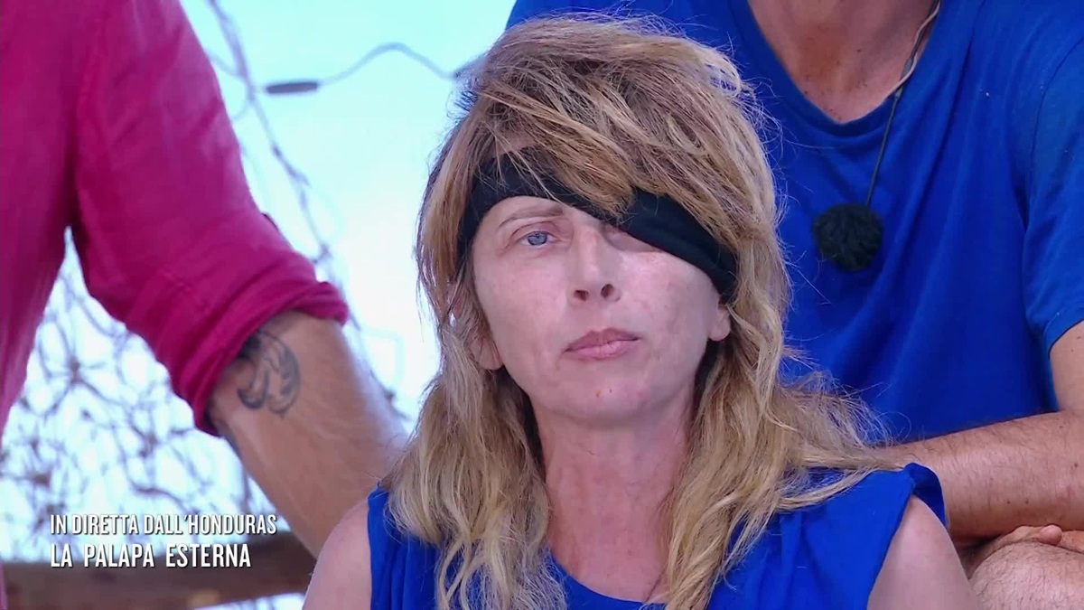 https://wips.plug.it/cips/libero.it/magazine/cms/2025/07/isola-famosi-dramma-sfiorato-per-loredana-cannata.jpg
