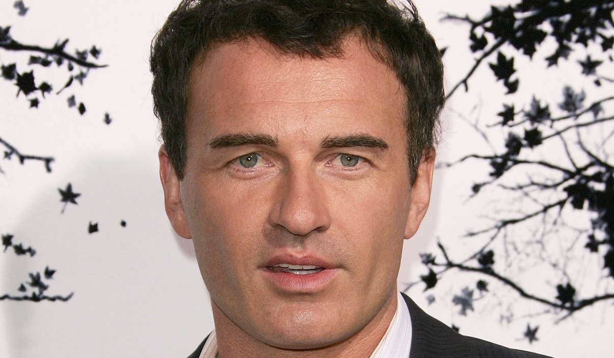 https://wips.plug.it/cips/libero.it/magazine/cms/2025/07/julian-mcmahon.jpg