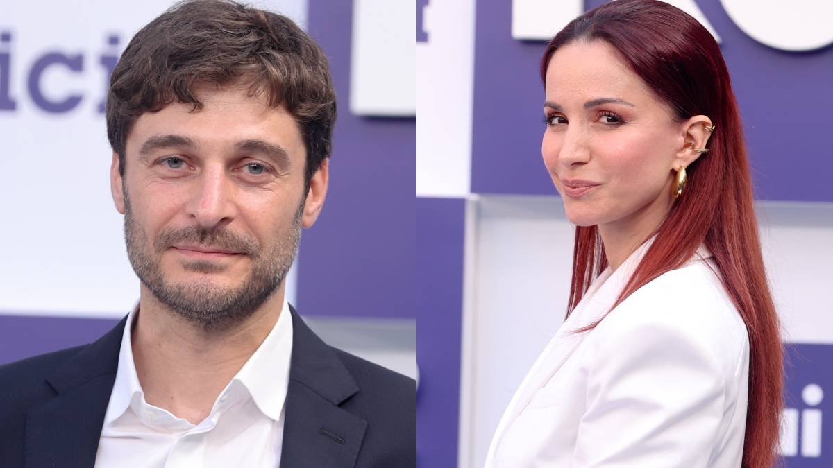 https://wips.plug.it/cips/libero.it/magazine/cms/2025/07/lino-guanciale-serie-tv-film-andrea-delogu-fiction-rai-commissario-ricciardi-l-allieva.jpg
