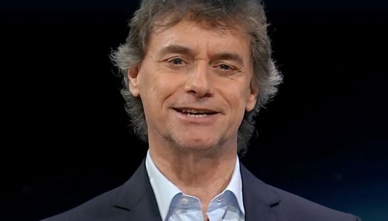 Noos, Alberto Angela spaventa i social e accende la polemica: "Terrificante". Poi le lacrime: "Tristissimo, sarà l'ultima" Noos cosa successo puntata 21 luglio 2025 reazioni socialNoos cosa successo puntata 21 luglio 2025 reazioni social