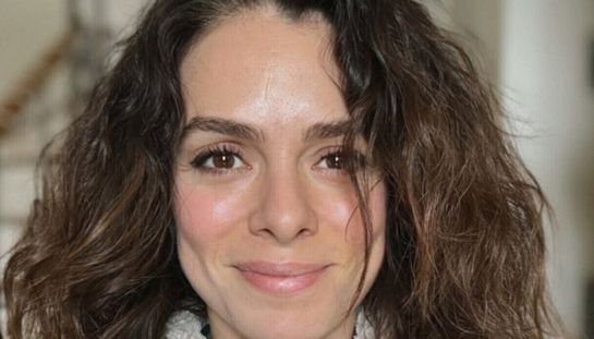 Özge Özpirinççi, chi è ‘Bahar’ di La forza di una donna: età, serie tv e il marito famoso Ozge Ozpirincci