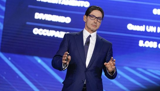 Pier Silvio Berlusconi spara a zero su La Talpa e The Couple: "Brutti e fatti male, la pelle d'oca dalla rabbia" Pier Silvio Berlusconi spara a zero sui reality