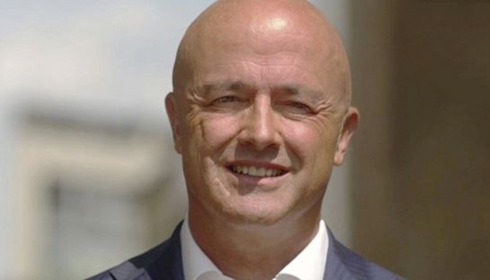 Gianluigi Nuzzi - Dentro la Notizia