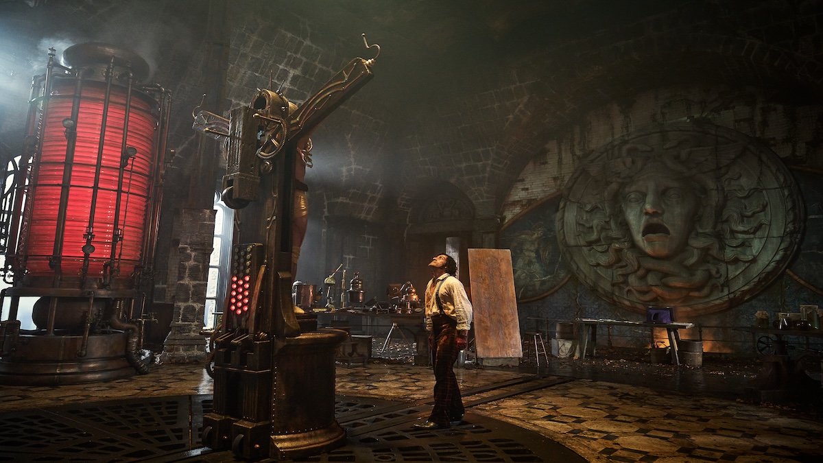 https://wips.plug.it/cips/libero.it/magazine/cms/2025/08/frankenstein-guillermo-de-toro-quando-esce-dove-vederlo-film-streaming-netflix-nuove-immagini.jpg