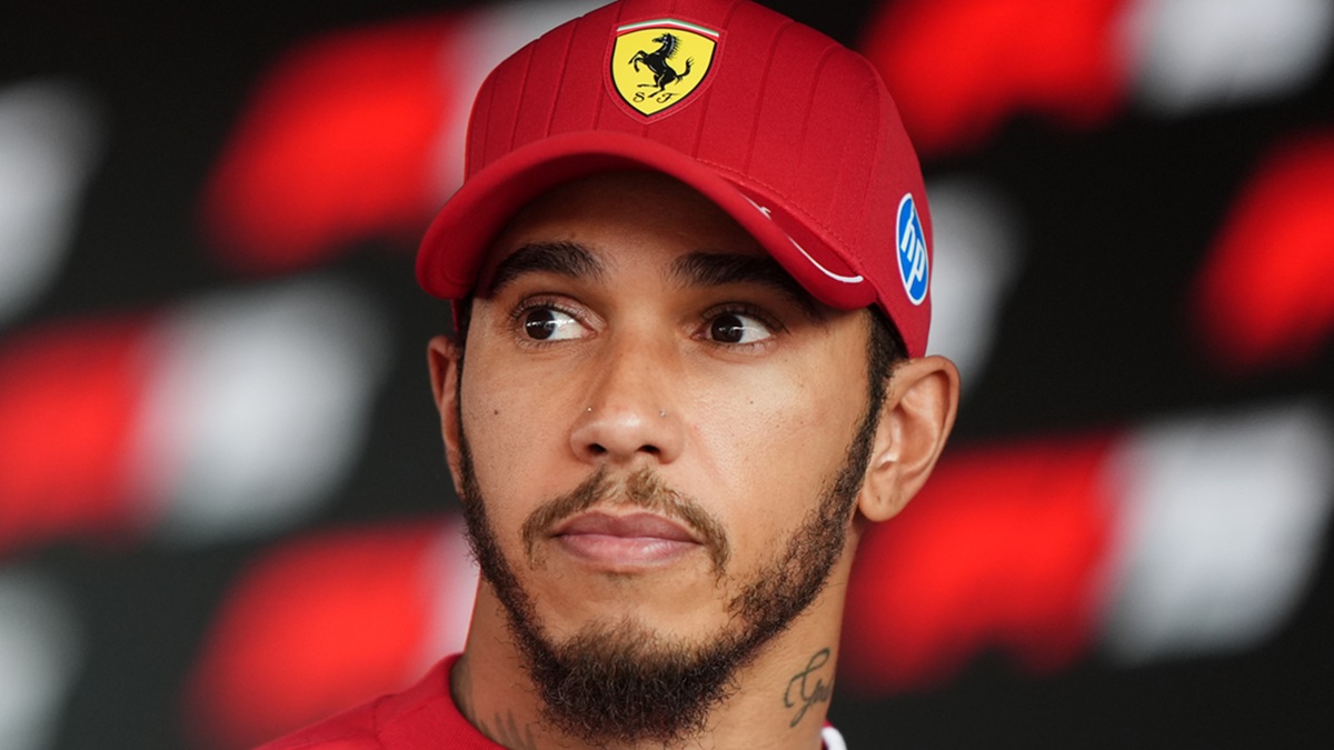 https://wips.plug.it/cips/libero.it/magazine/cms/2025/08/lewis-hamilton-fidanzata.jpg