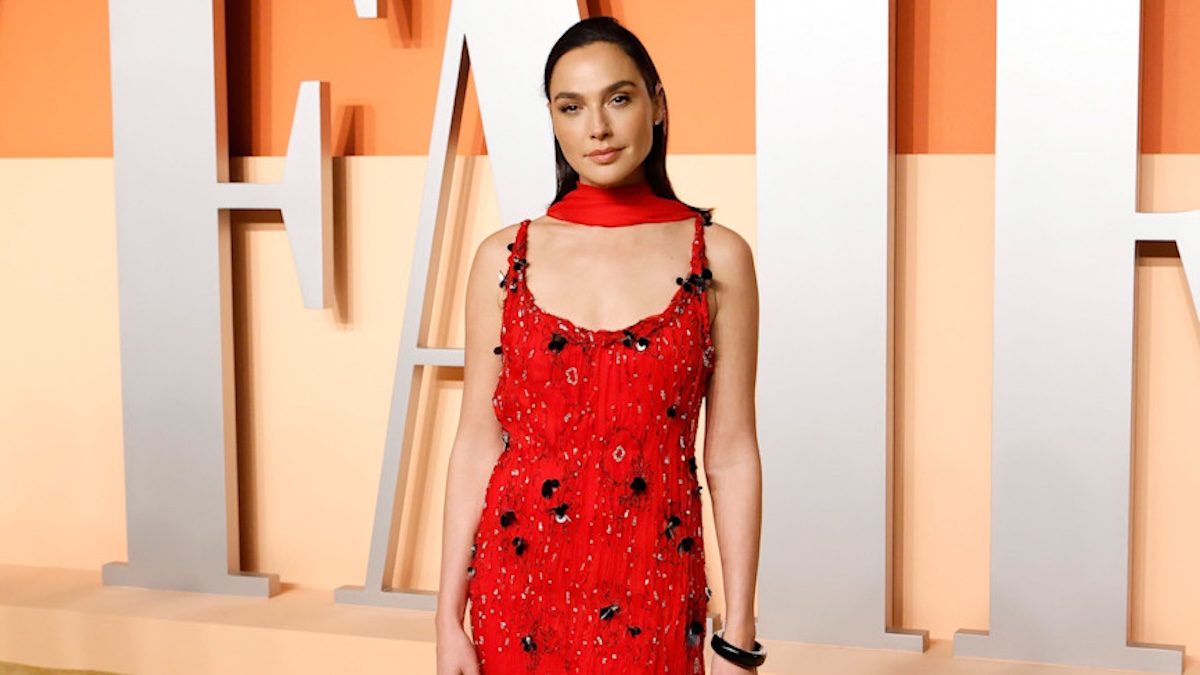 https://wips.plug.it/cips/libero.it/magazine/cms/2025/08/mostra-cinema-di-venezia-ritiro-invito-gal-gadot-gerard-butler-sostenitori-palestina-perche.jpg