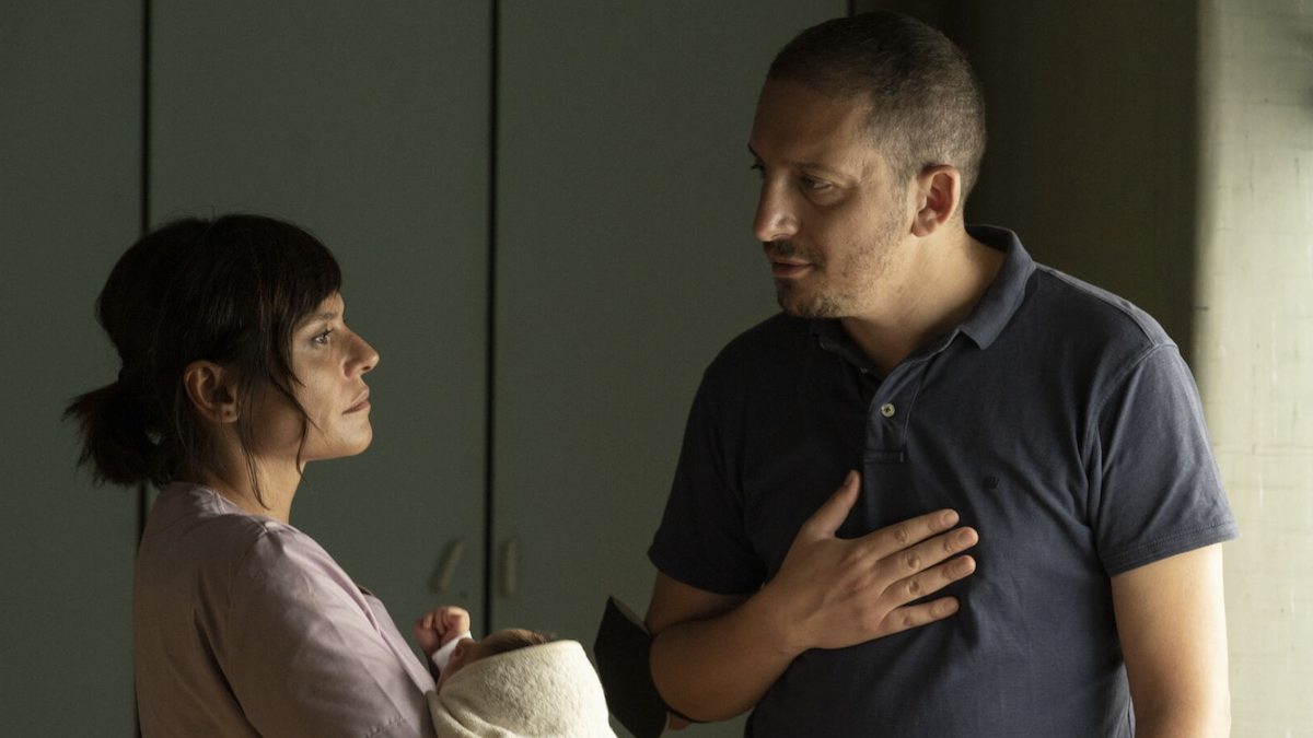Nata per te, la vera storia dietro il film in onda su Canale 5: quando l’amore abbatte tutti i pregiudizi