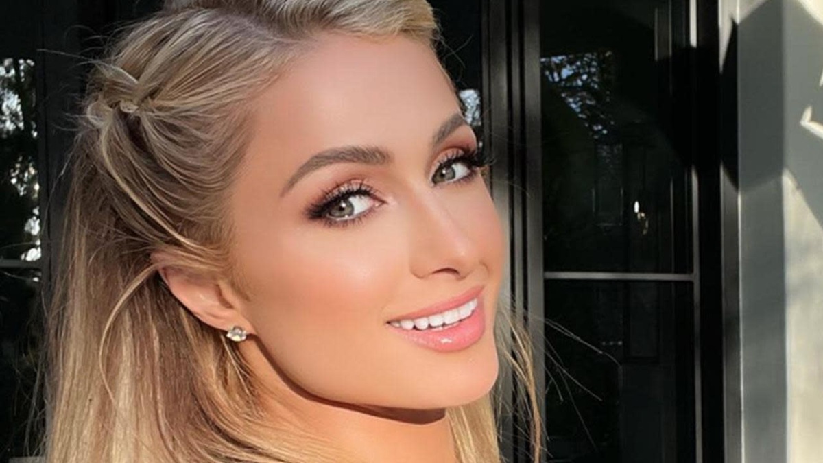 https://wips.plug.it/cips/libero.it/magazine/cms/2025/08/paris-and-pupps-trailer-trama-cast-serie-animata-paris-hilton.jpg