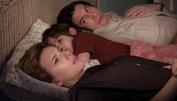 Storia Di Un Matrimonio, le urla di Scarlett Johansson e Adam Driver spaventano i lupi