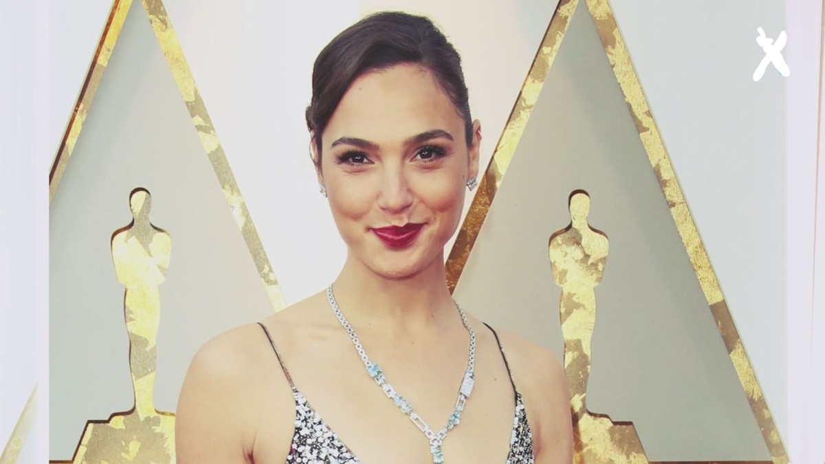 https://wips.plug.it/cips/libero.it/magazine/cms/2025/08/venezia-2025-gal-gadot-gerard-butler-non-saranno-alla-mostra-perche-appello-pro-palestina-israele.jpg